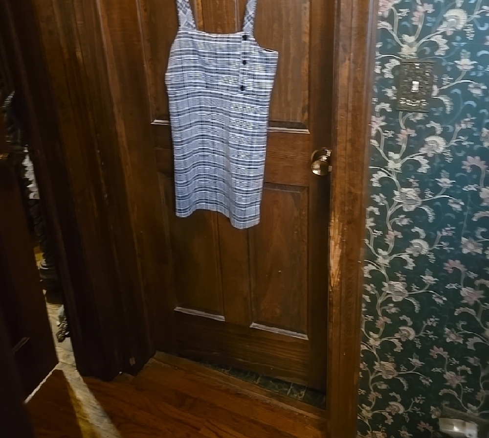 Basic Editions Navy Garment - Picture 6 of 6